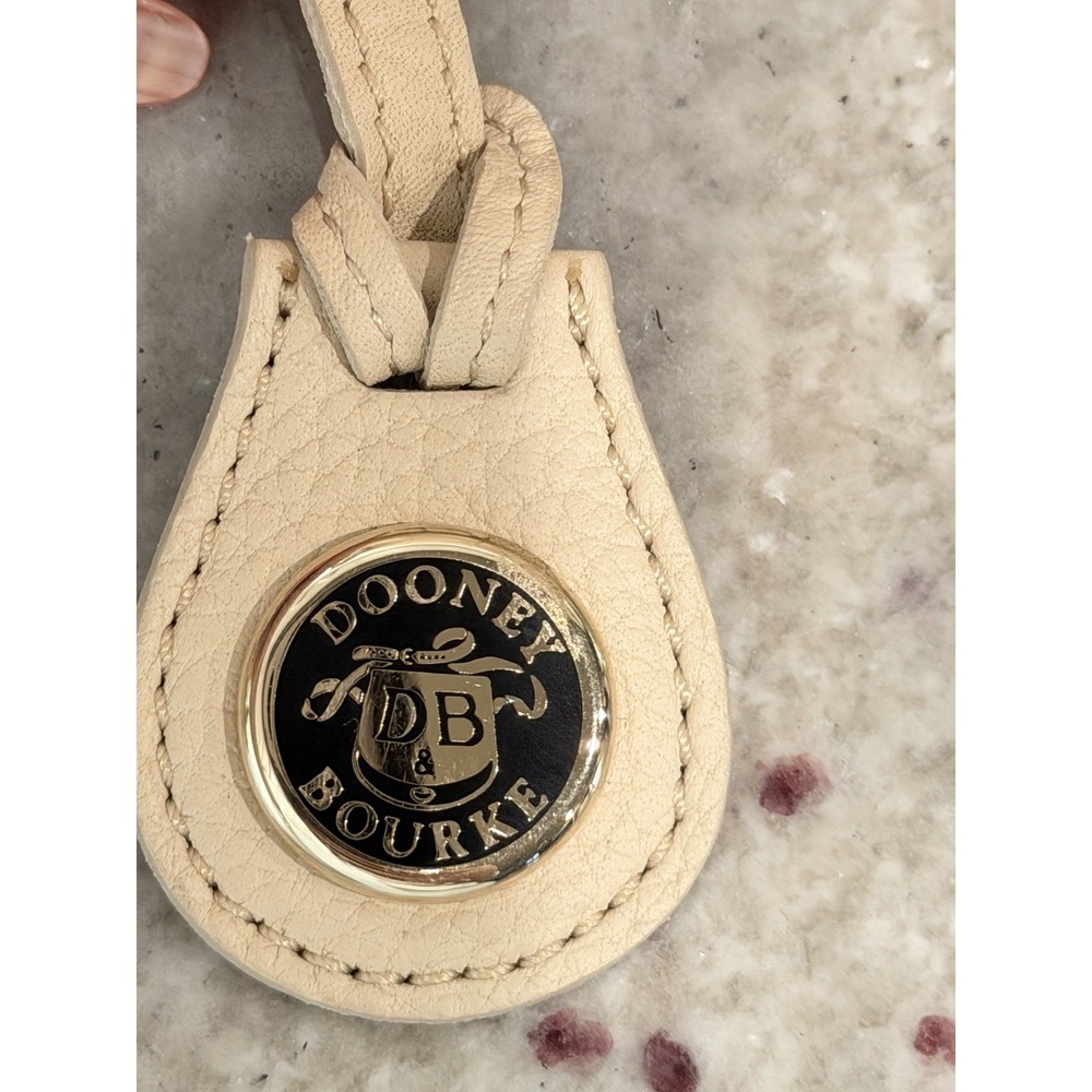Nwt Dooney & Bourke handbag "Large Domed Satchel ivory - Picture 5 of 11